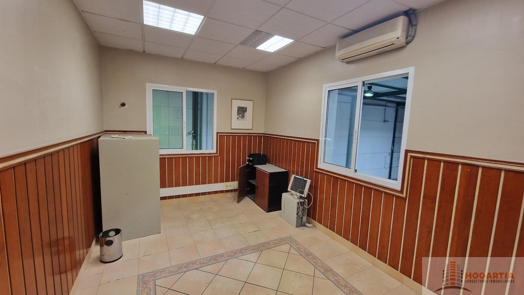 For rent of industrial plant/warehouse in Dos Hermanas