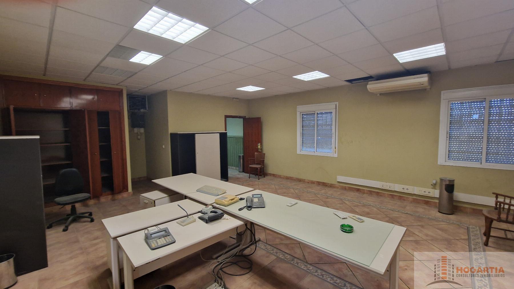 For rent of industrial plant/warehouse in Dos Hermanas