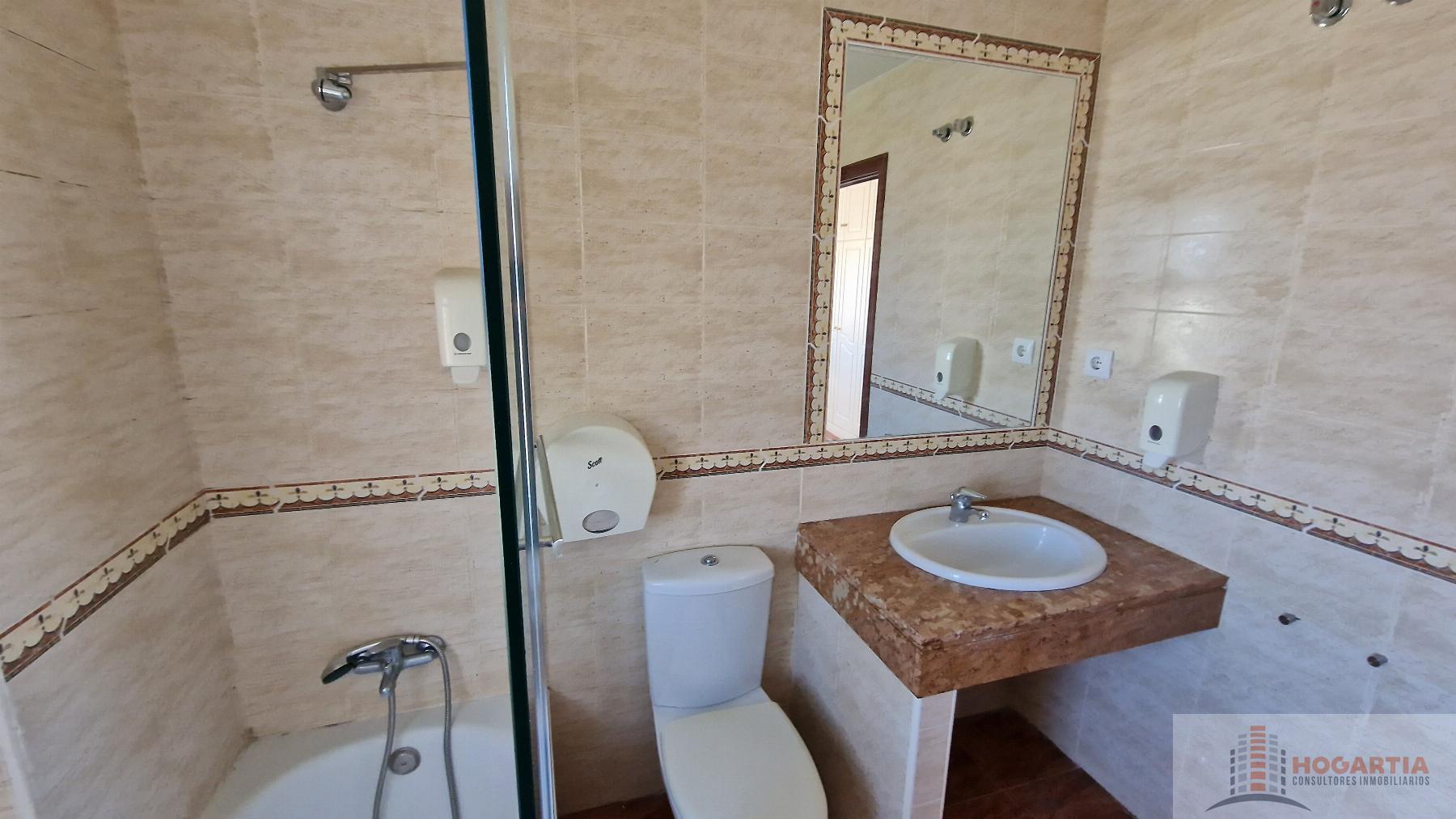 For sale of house in Espartinas