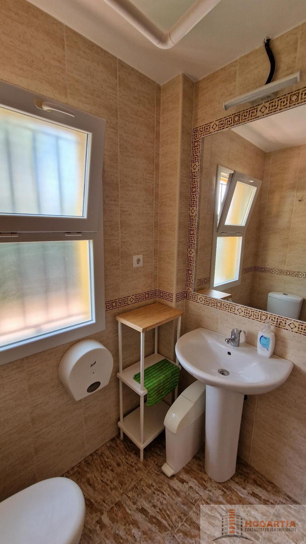 For sale of house in Espartinas