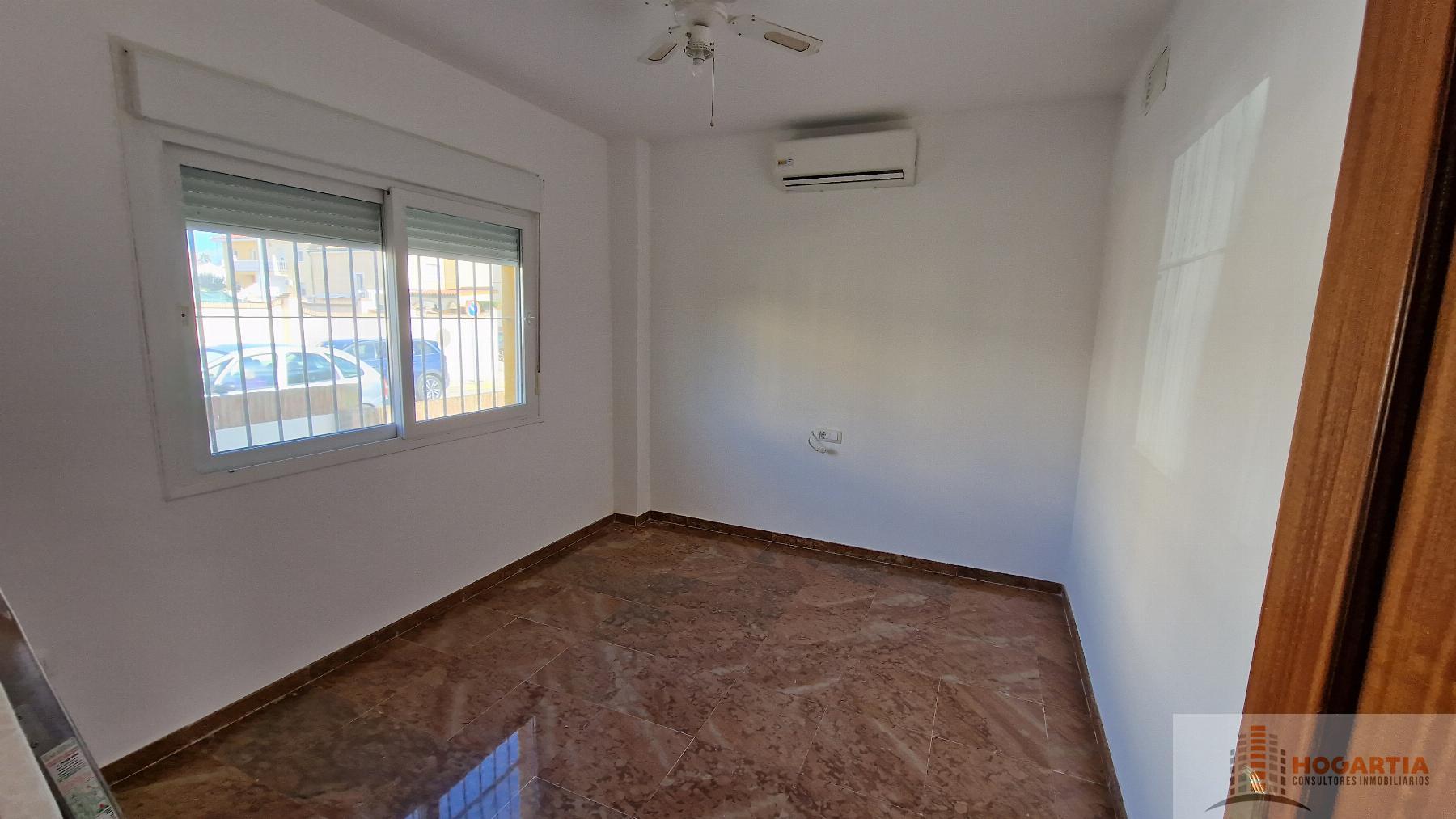 For sale of house in Espartinas