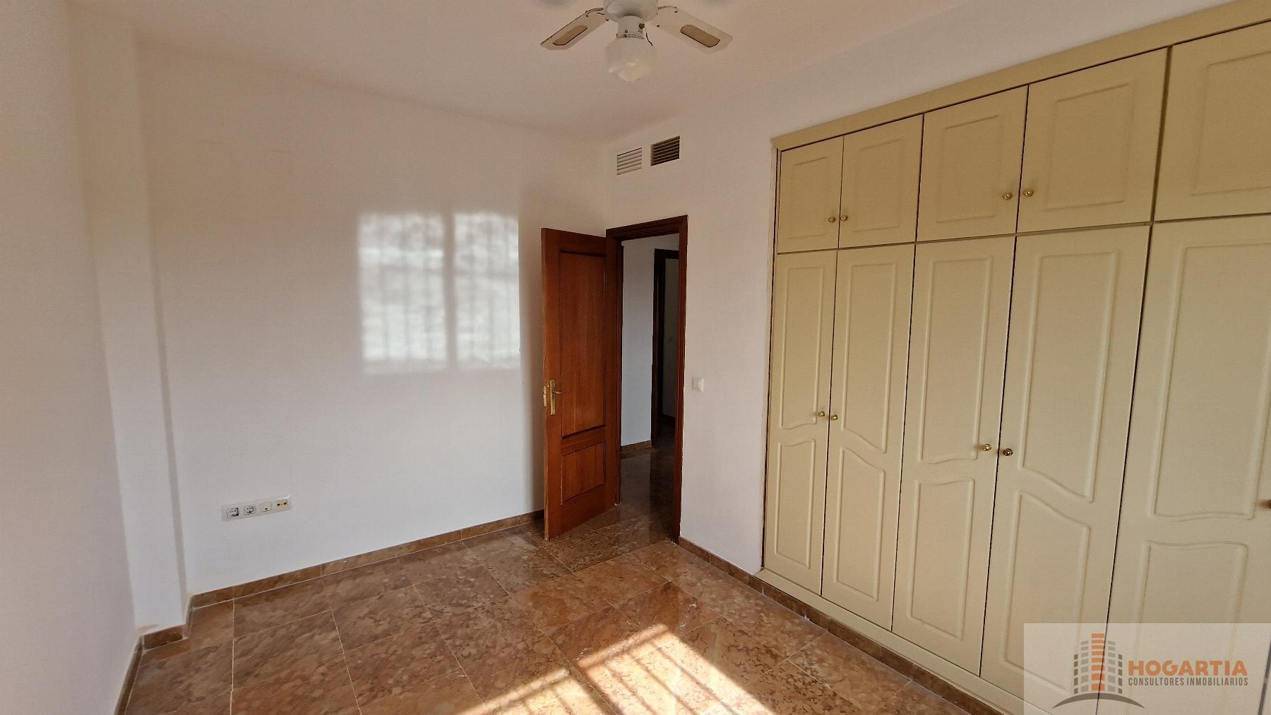 For sale of house in Espartinas