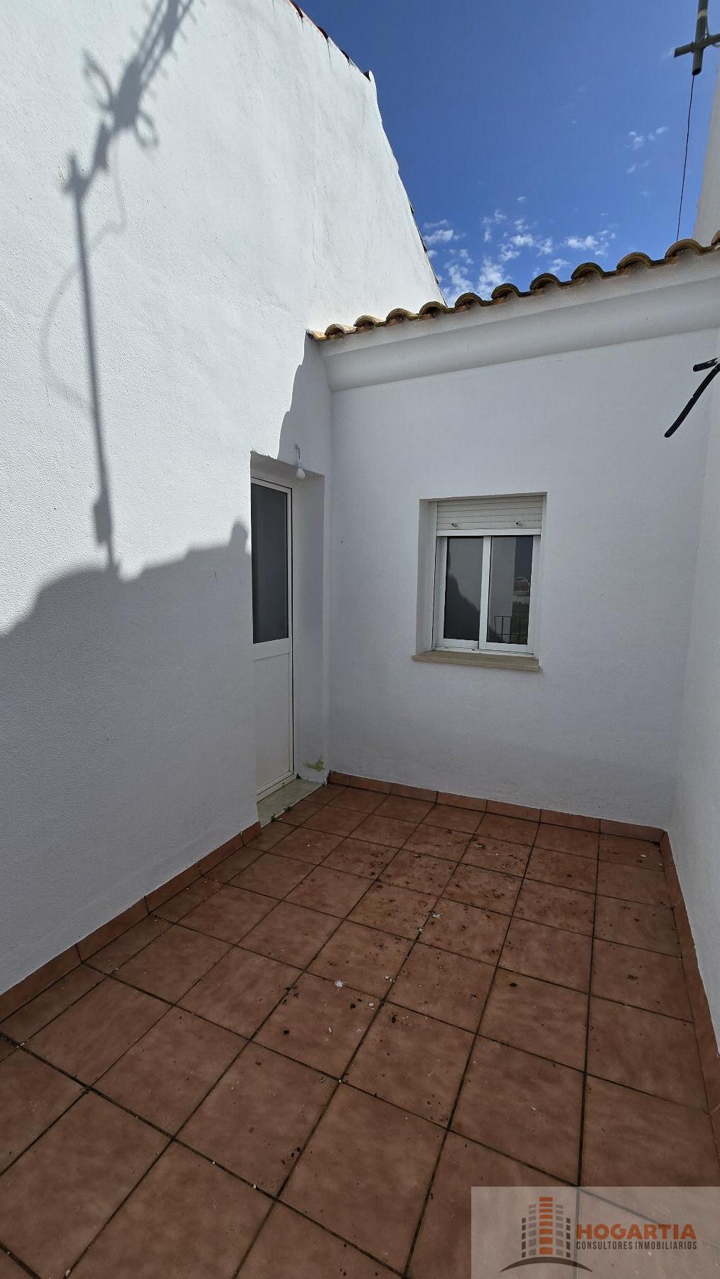 For sale of house in La Palma del Condado