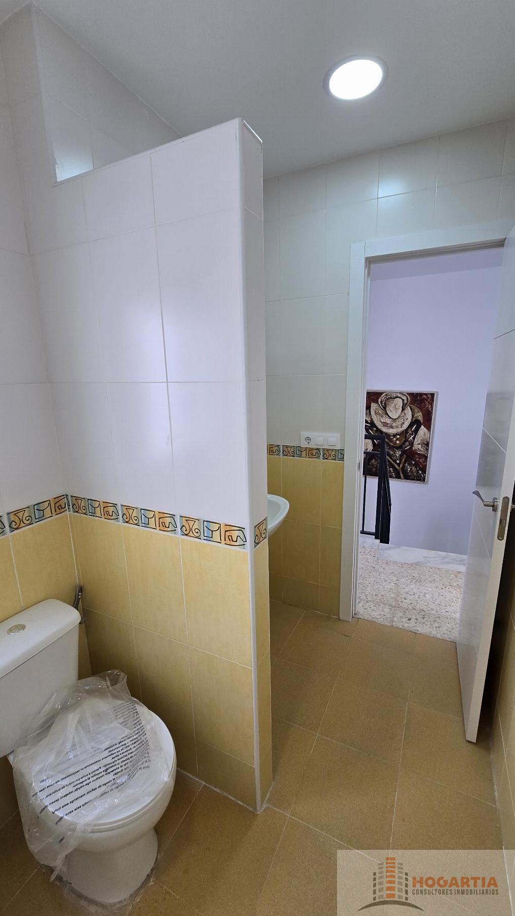 For sale of house in La Palma del Condado