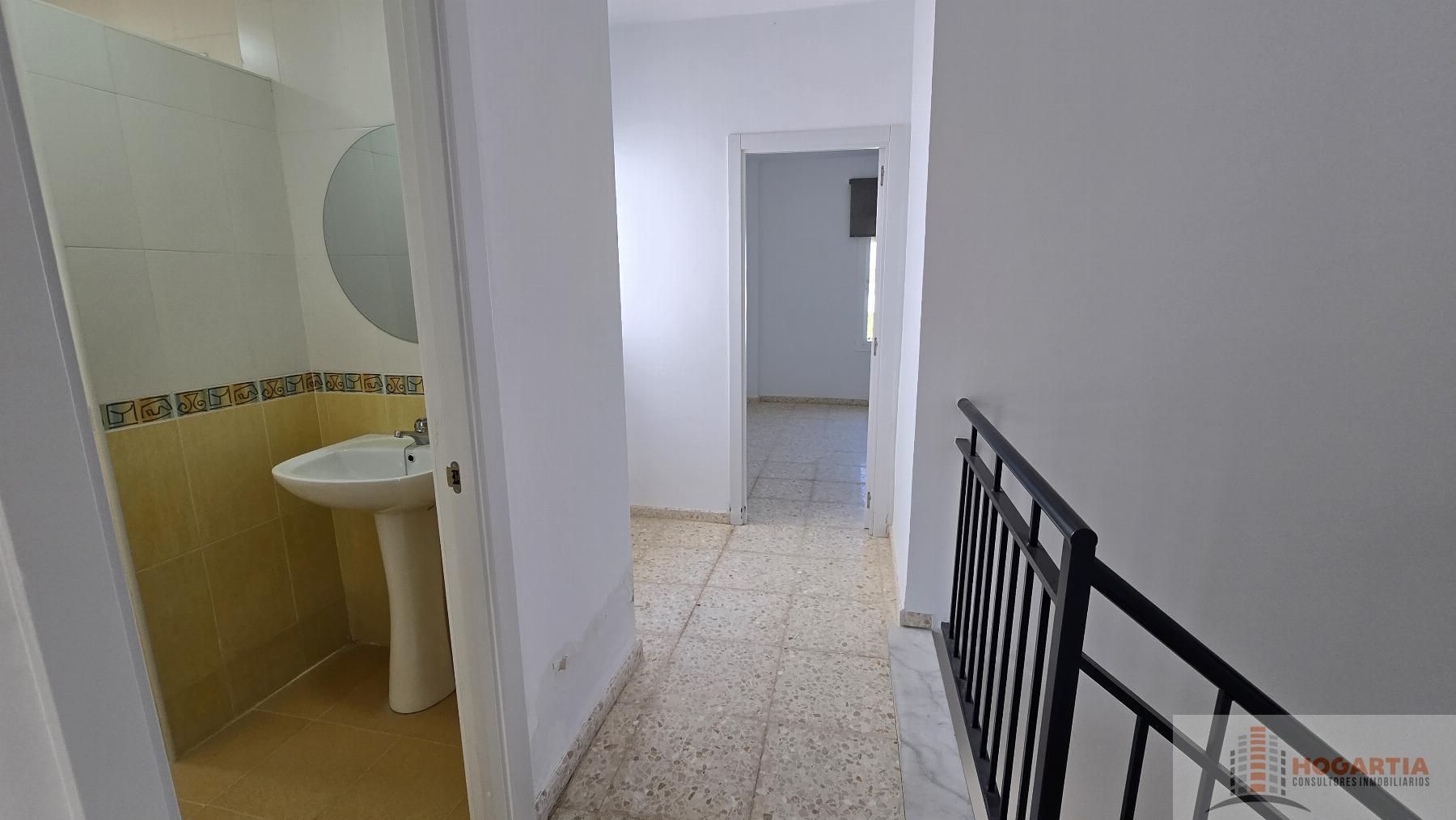 For sale of house in La Palma del Condado