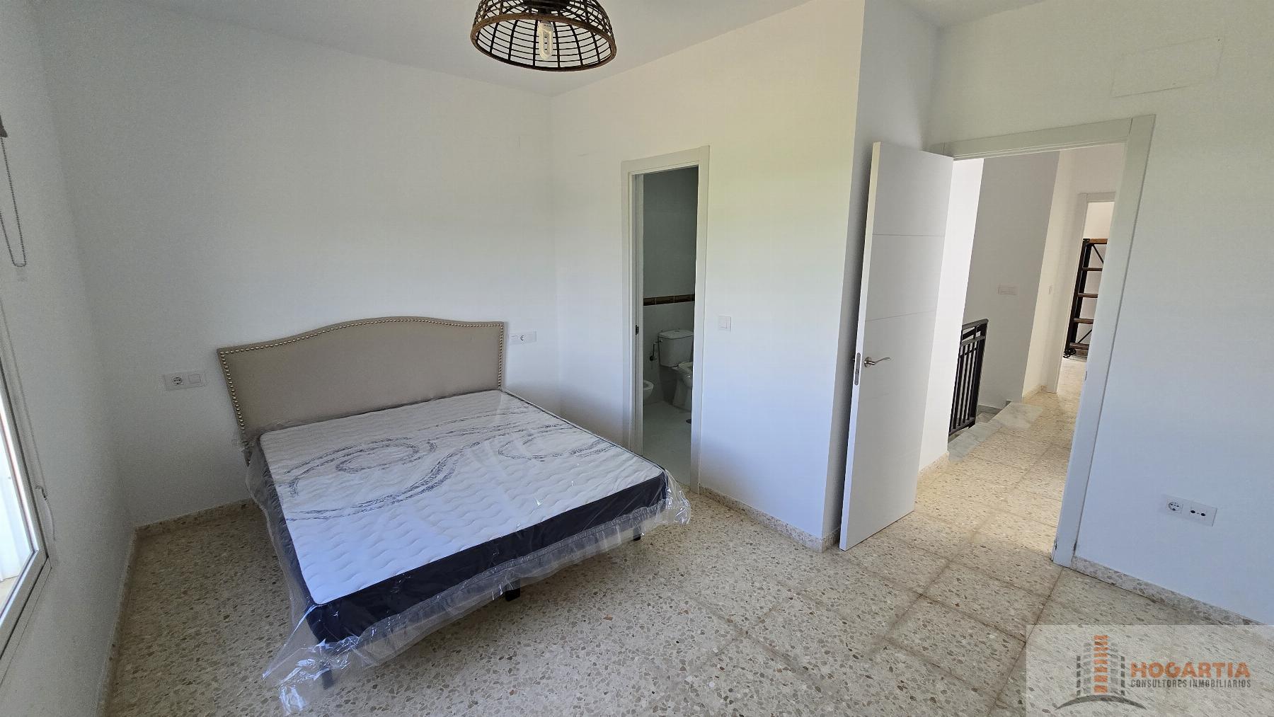For sale of house in La Palma del Condado