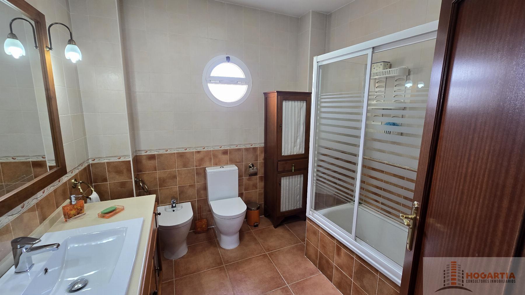 For sale of chalet in Olivares