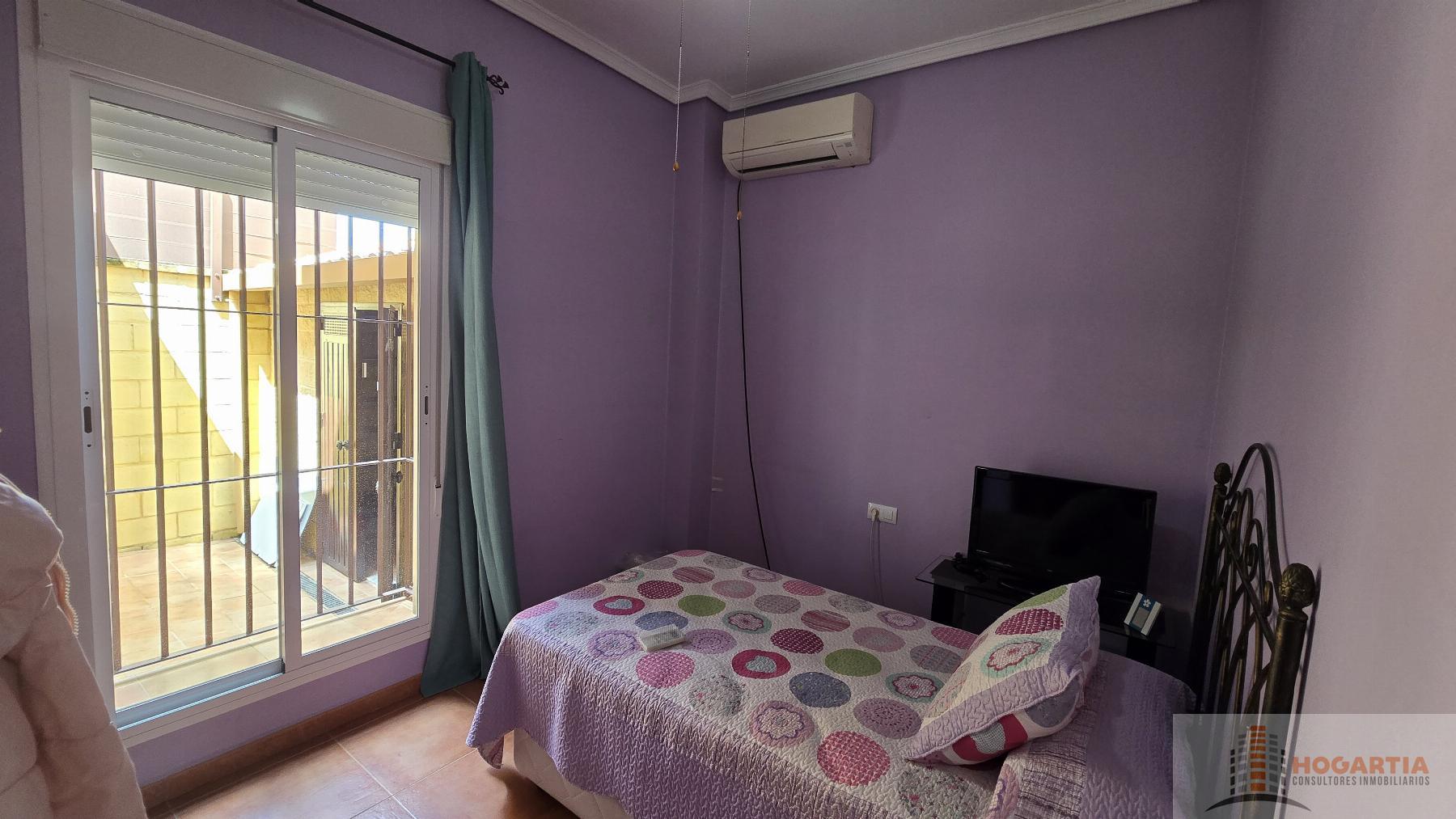 For sale of chalet in Olivares