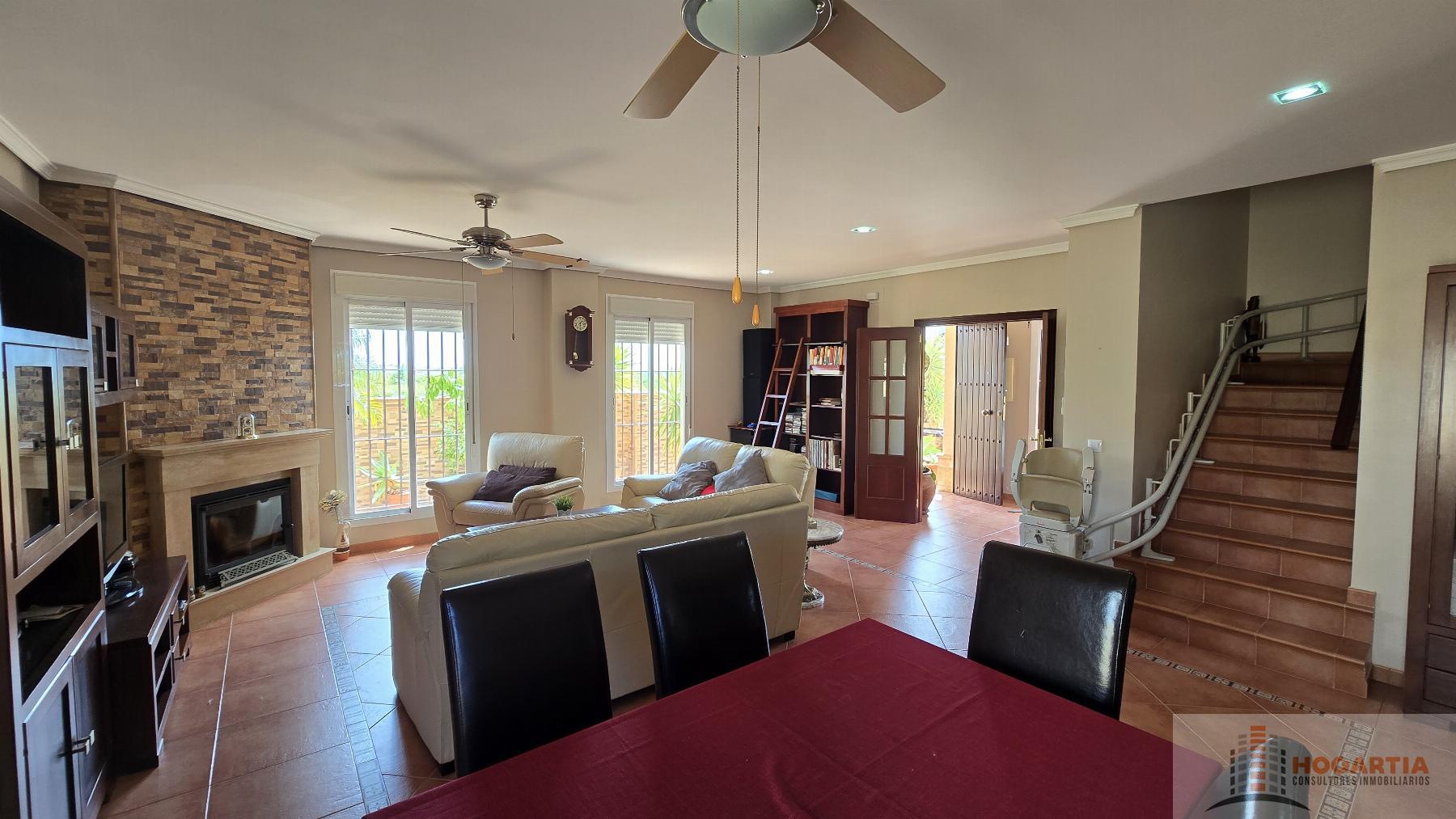 For sale of chalet in Olivares