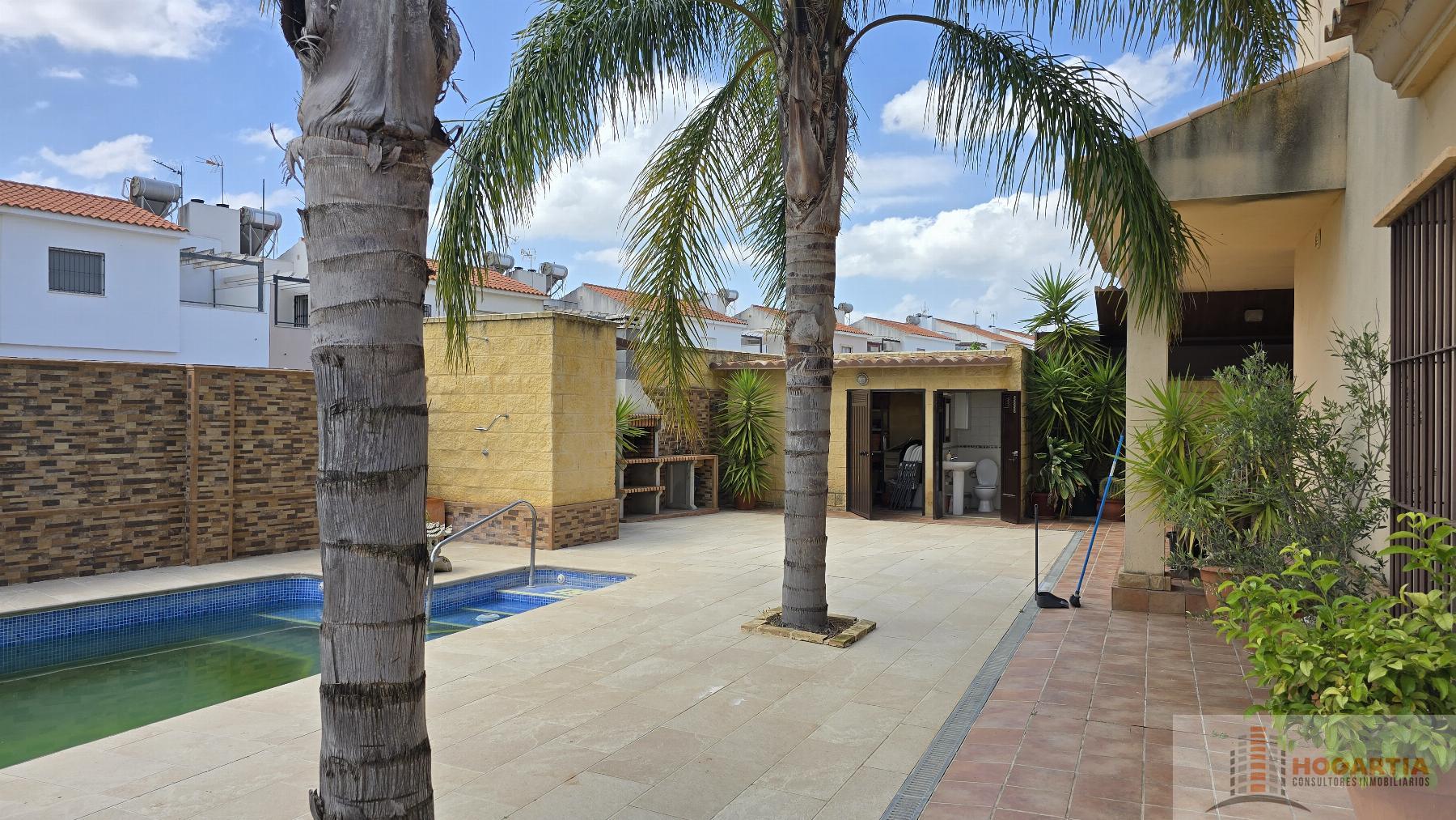 For sale of chalet in Olivares