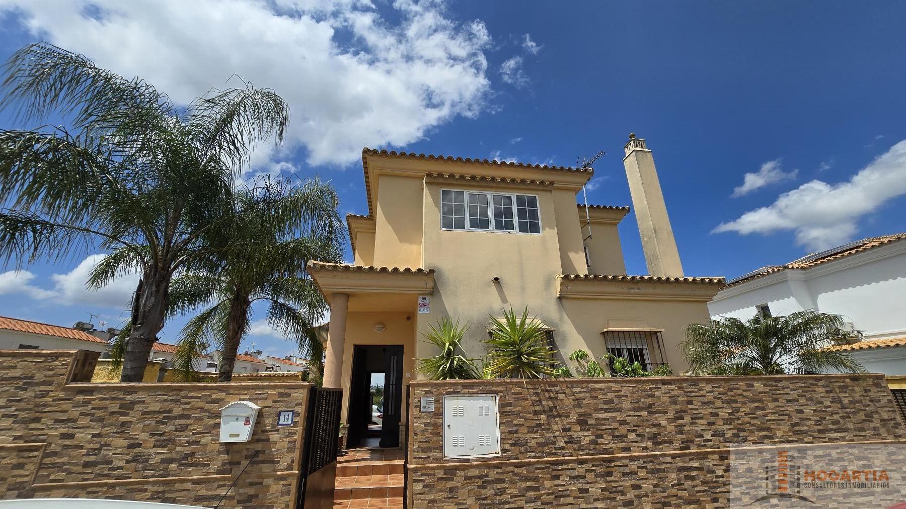 For sale of chalet in Olivares