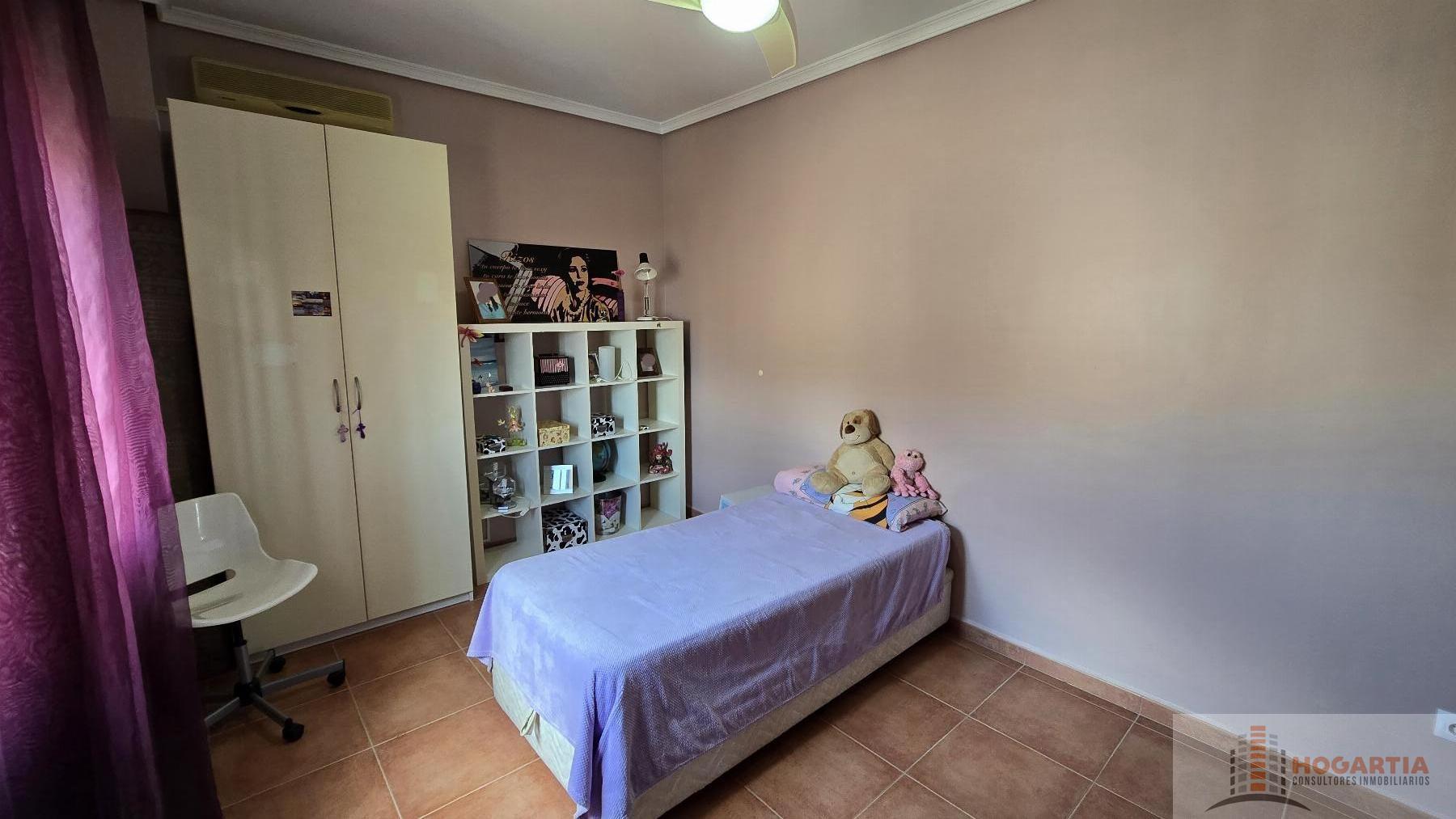 For sale of chalet in Olivares