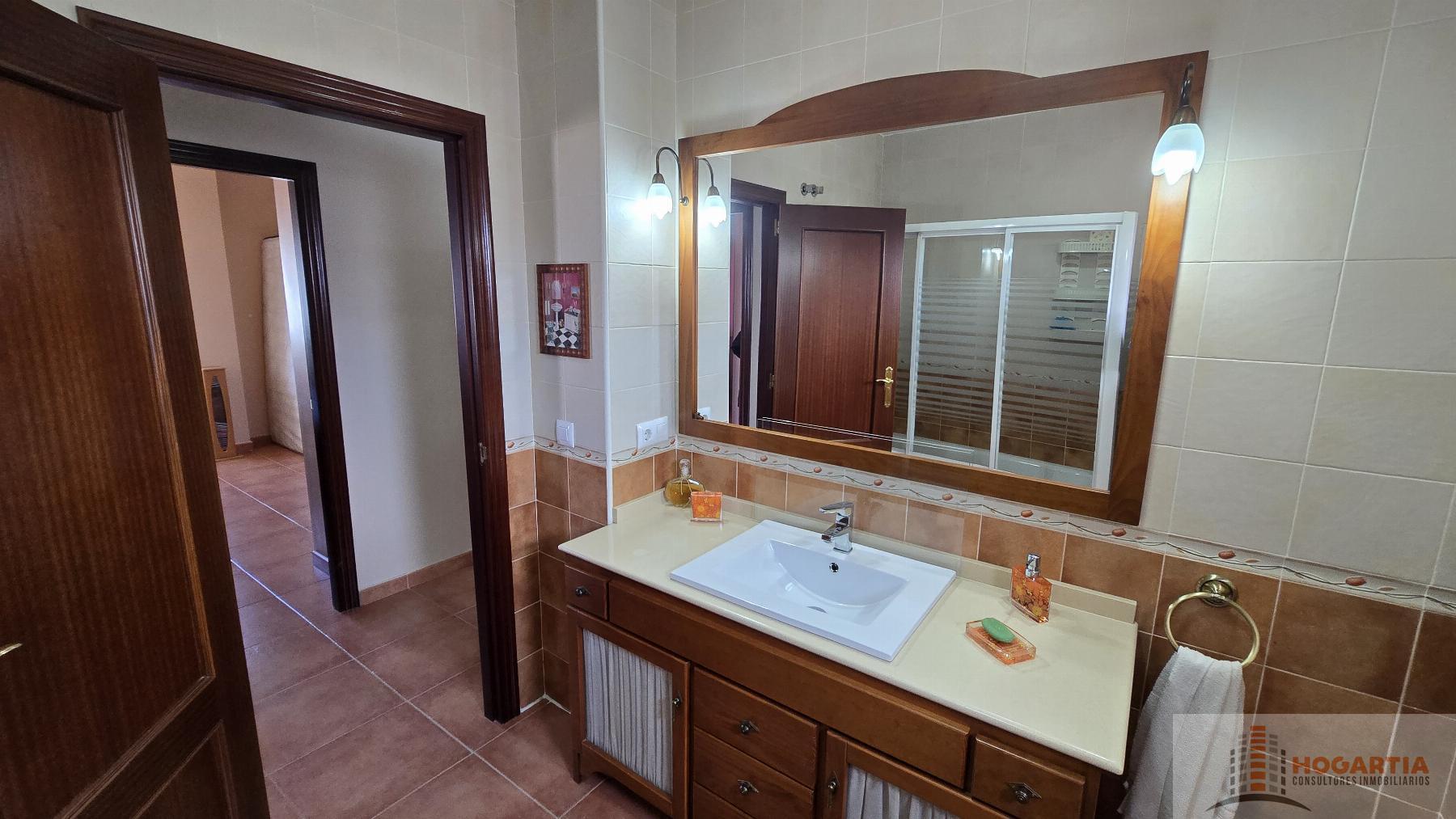 For sale of chalet in Olivares