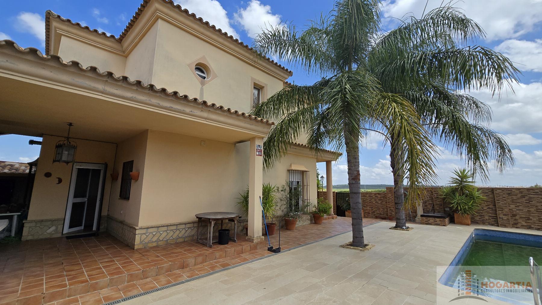 For sale of chalet in Olivares