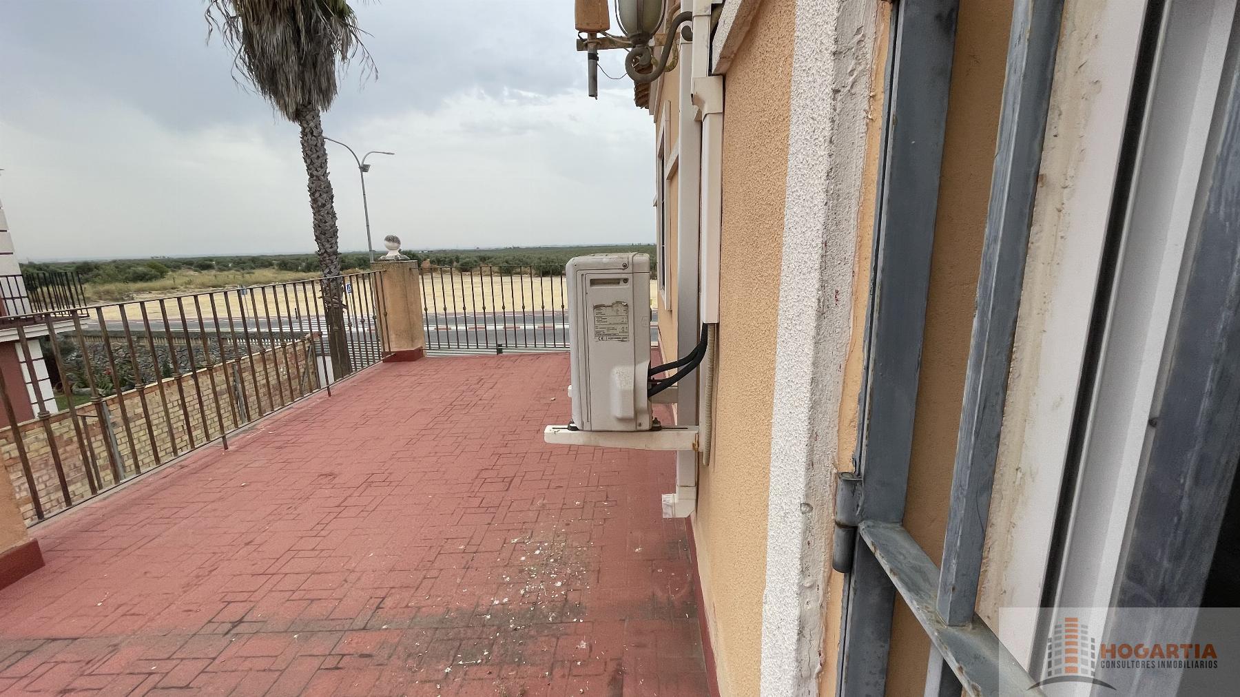 Zu verkaufen von chalet in
 Espartinas