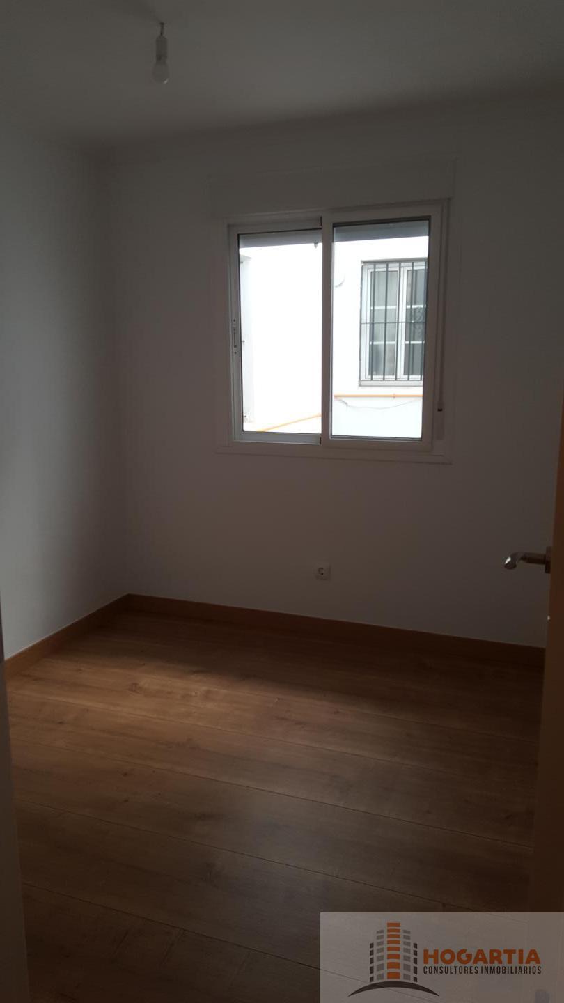 For rent of flat in Sevilla