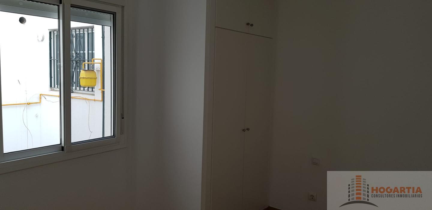 For rent of flat in Sevilla