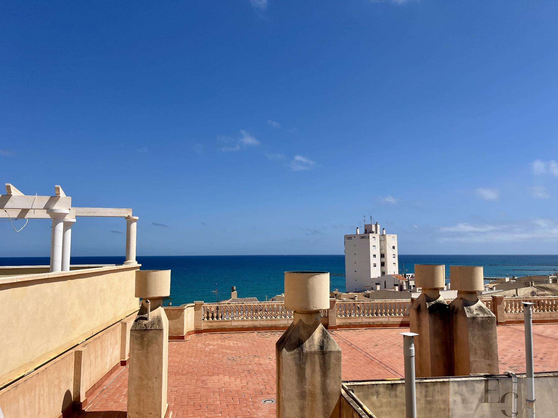 For sale of duplex in El Campello