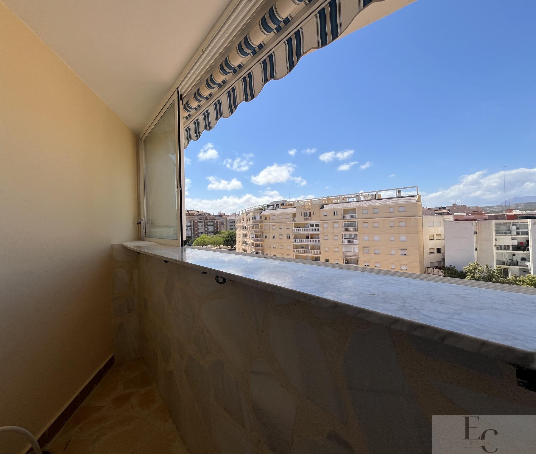 For sale of duplex in El Campello