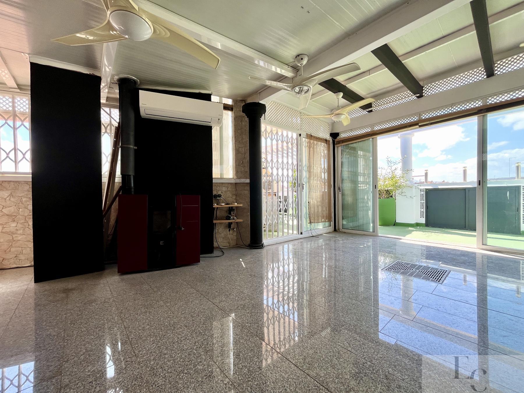 For sale of duplex in El Campello