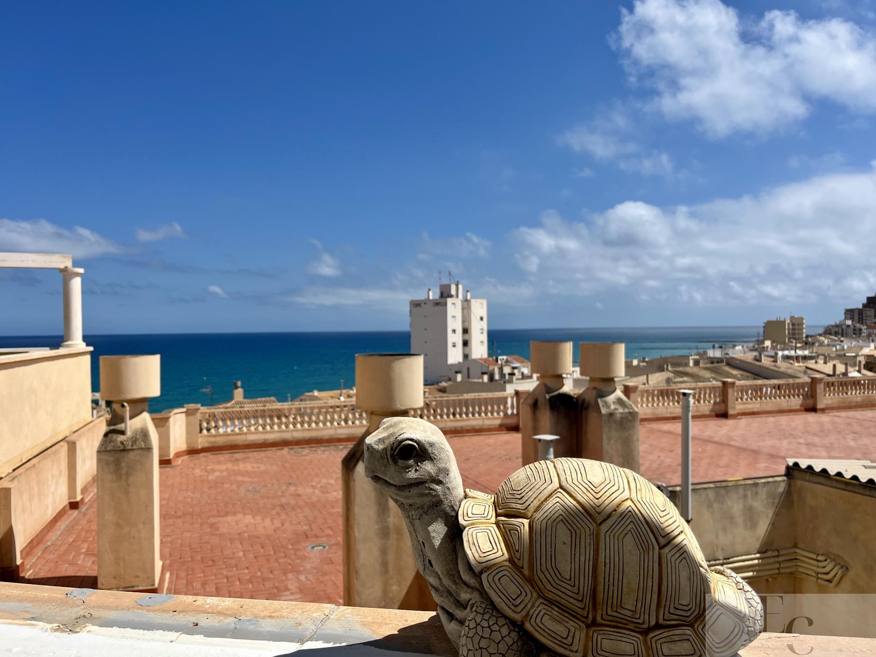 For sale of duplex in El Campello