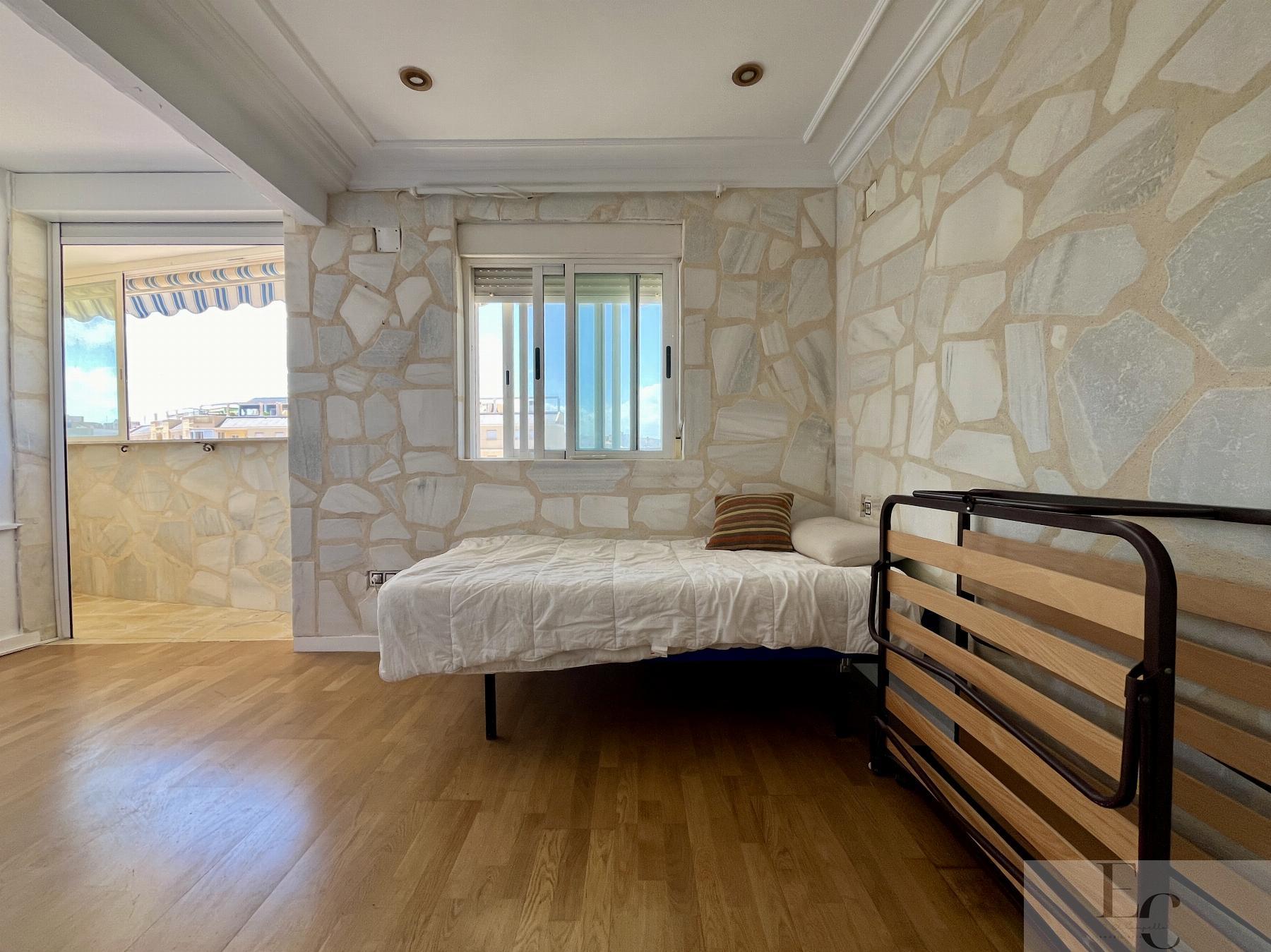 For sale of duplex in El Campello