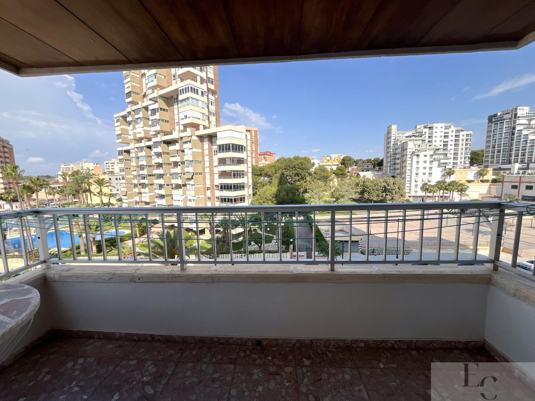 For rent of apartment in El Campello