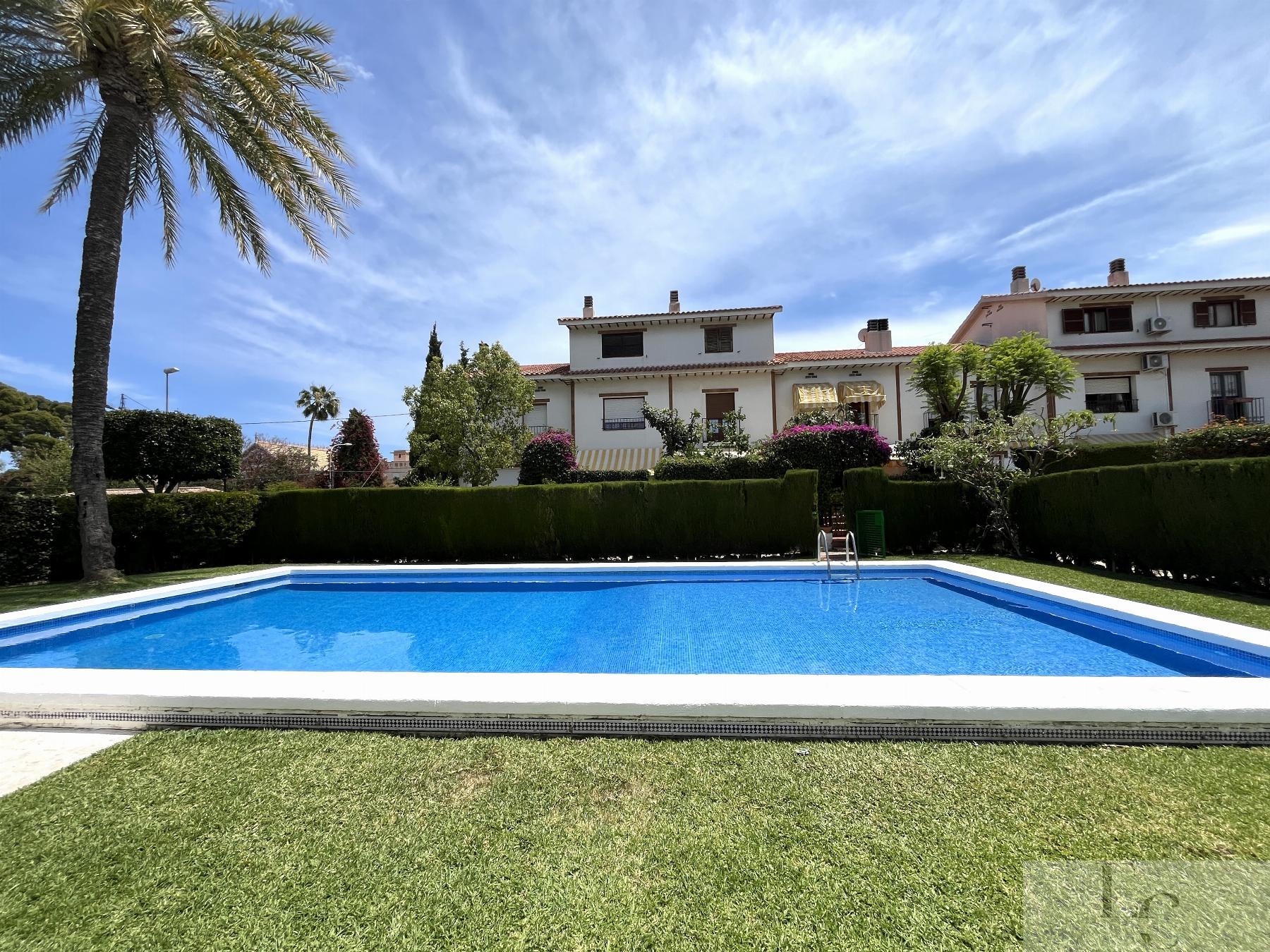 For rent of apartment in San Juan de Alicante
