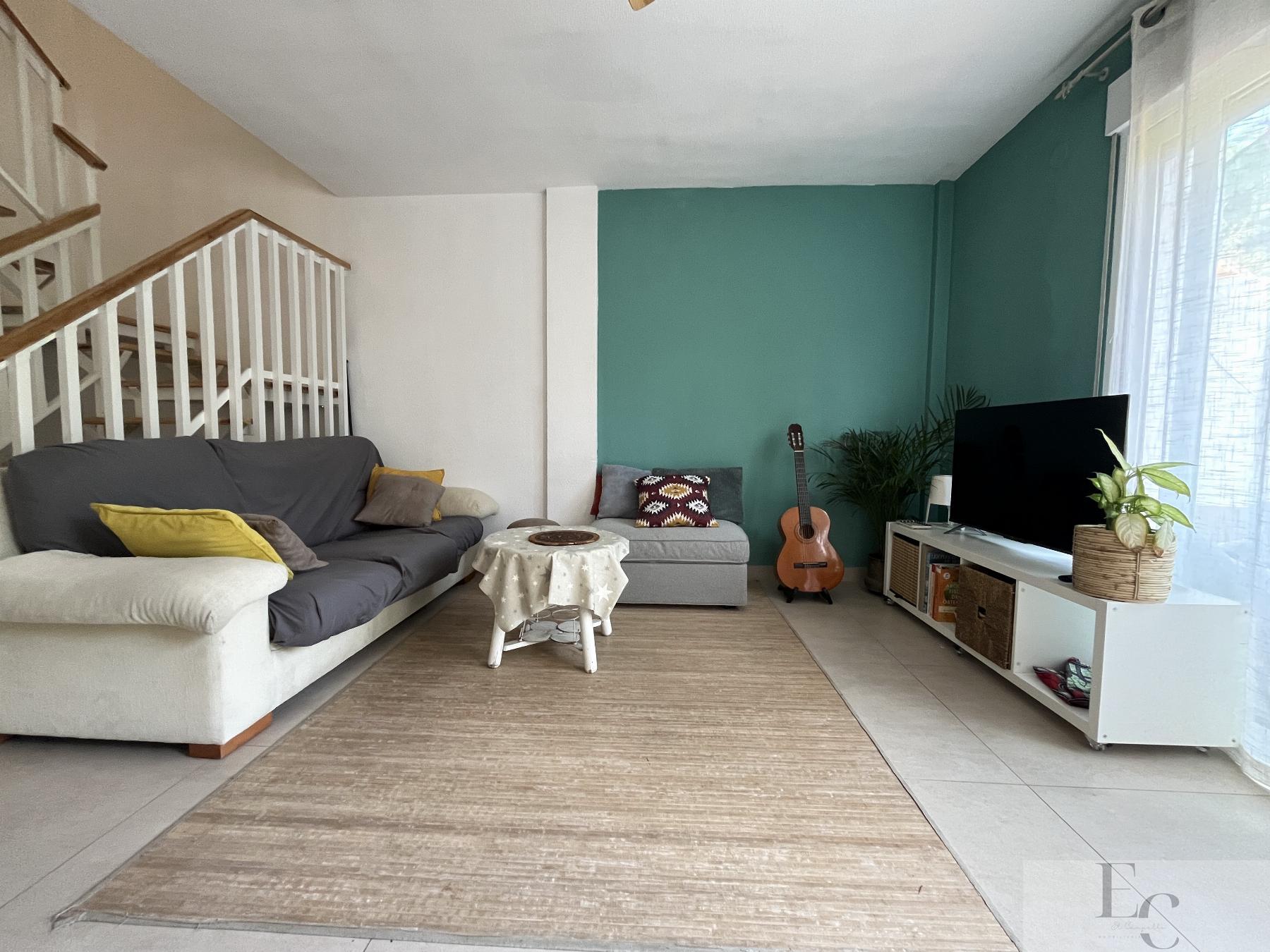For rent of apartment in San Juan de Alicante