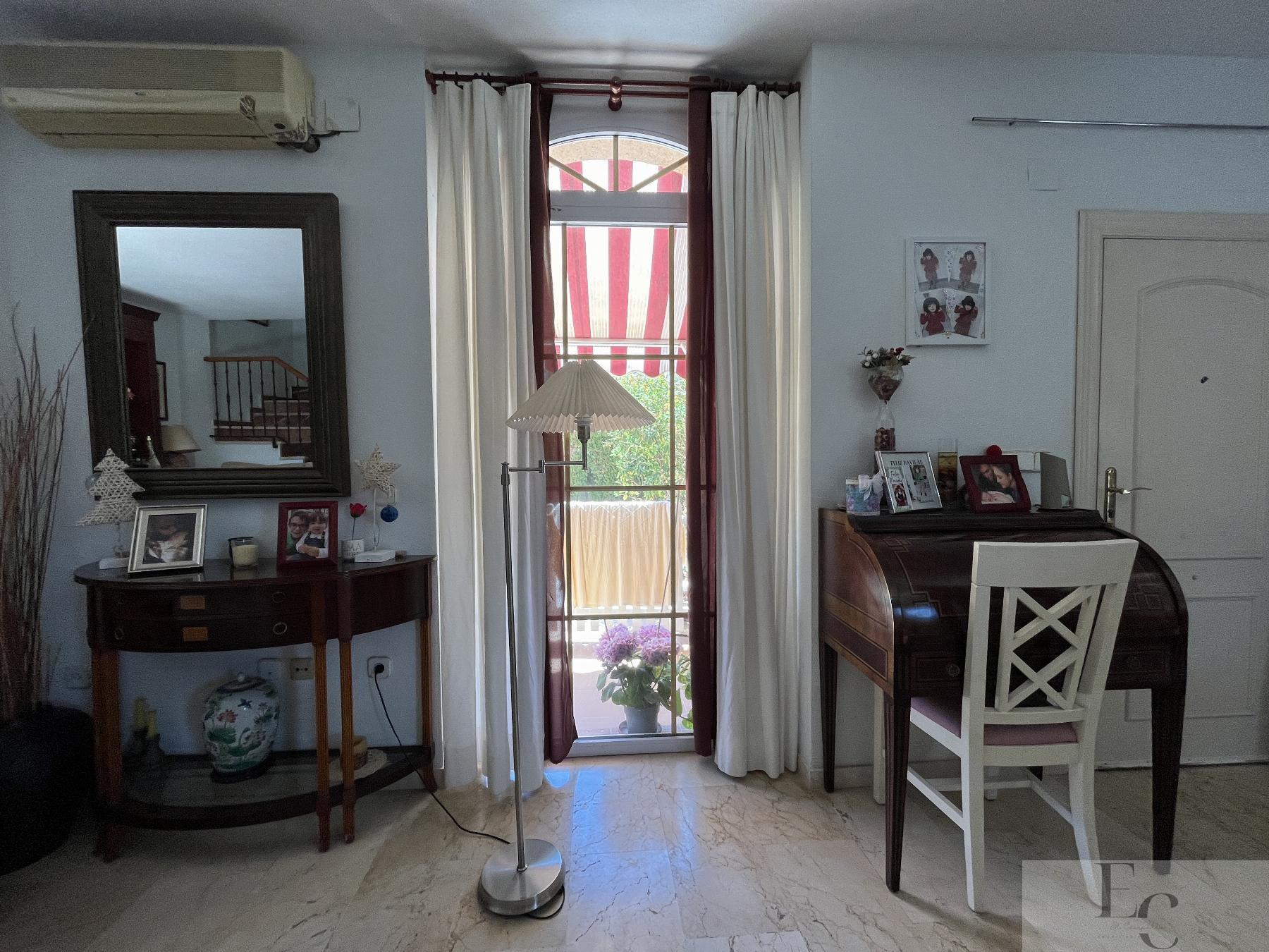 Verkoop van kleine villa in El Campello