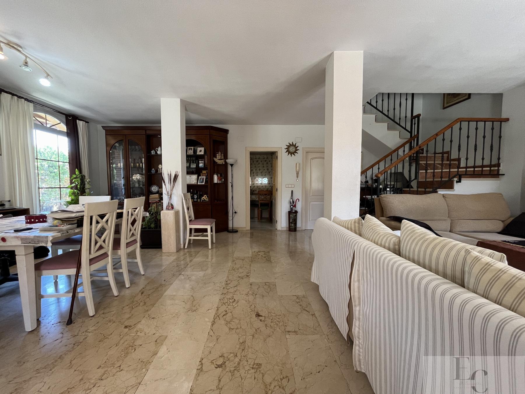 Verkoop van kleine villa in El Campello