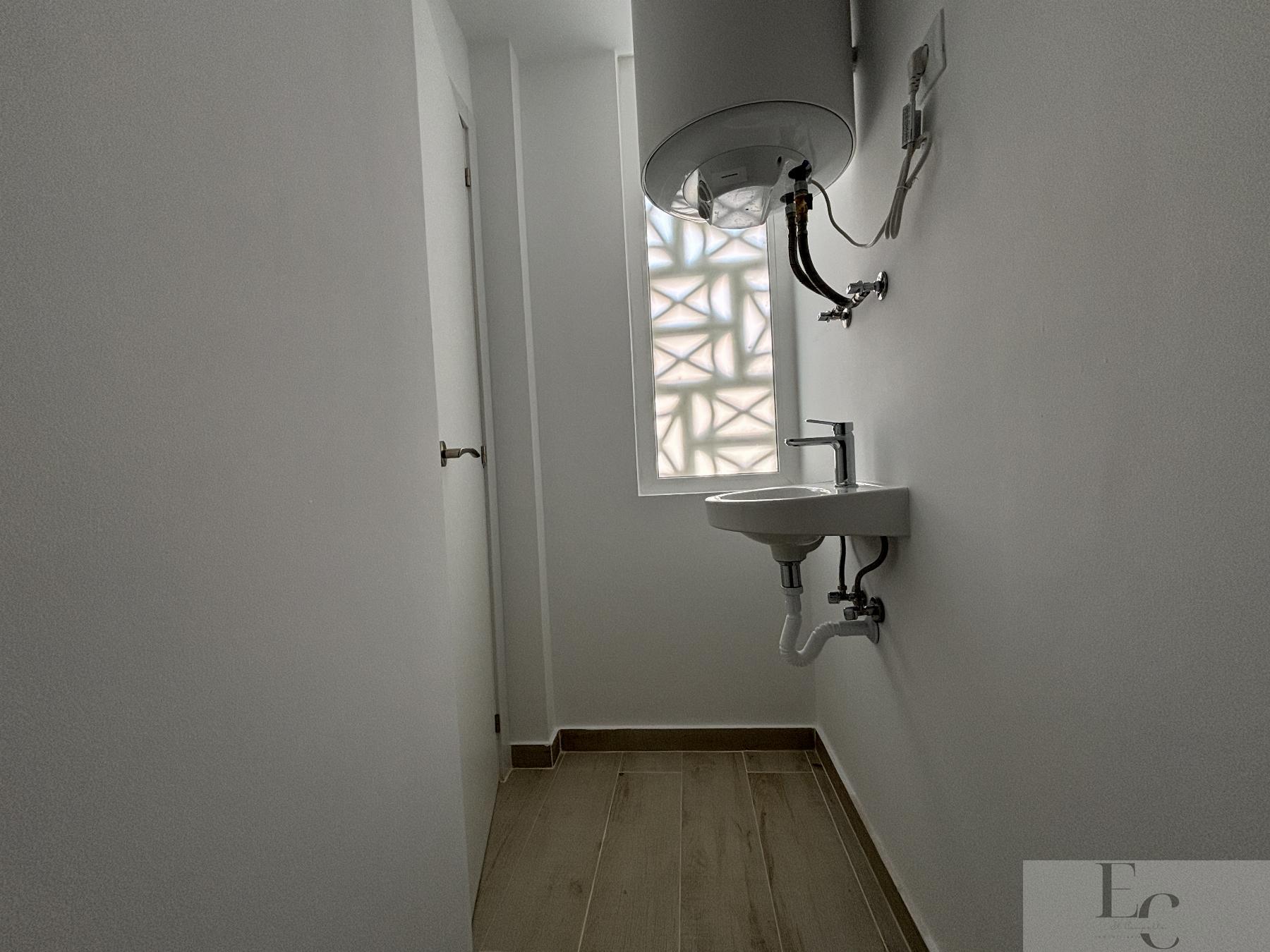 For rent of bungalow in El Campello