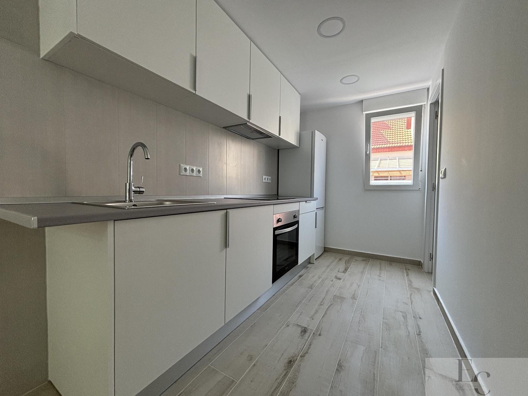 For rent of bungalow in El Campello