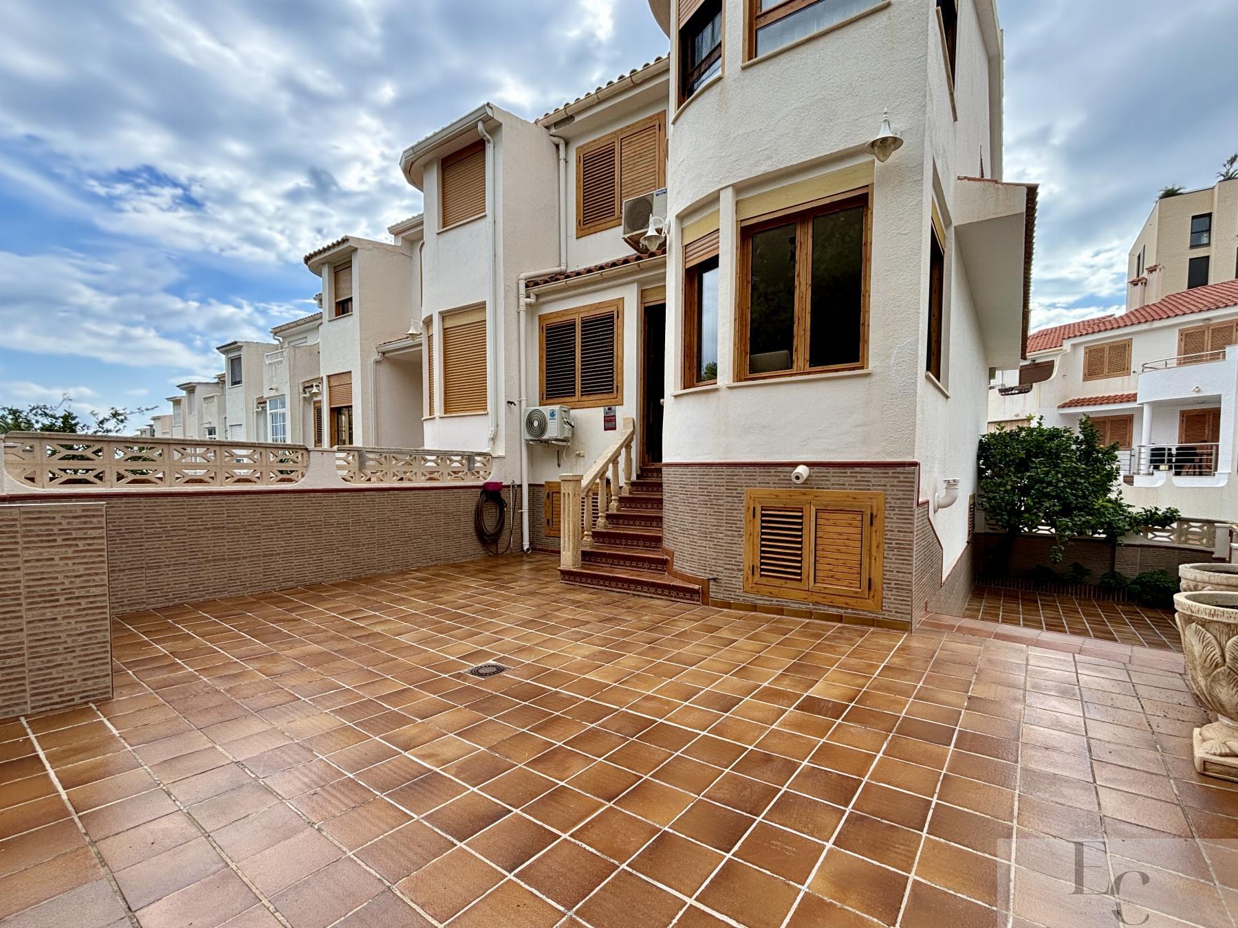 Venta de casa en El Campello