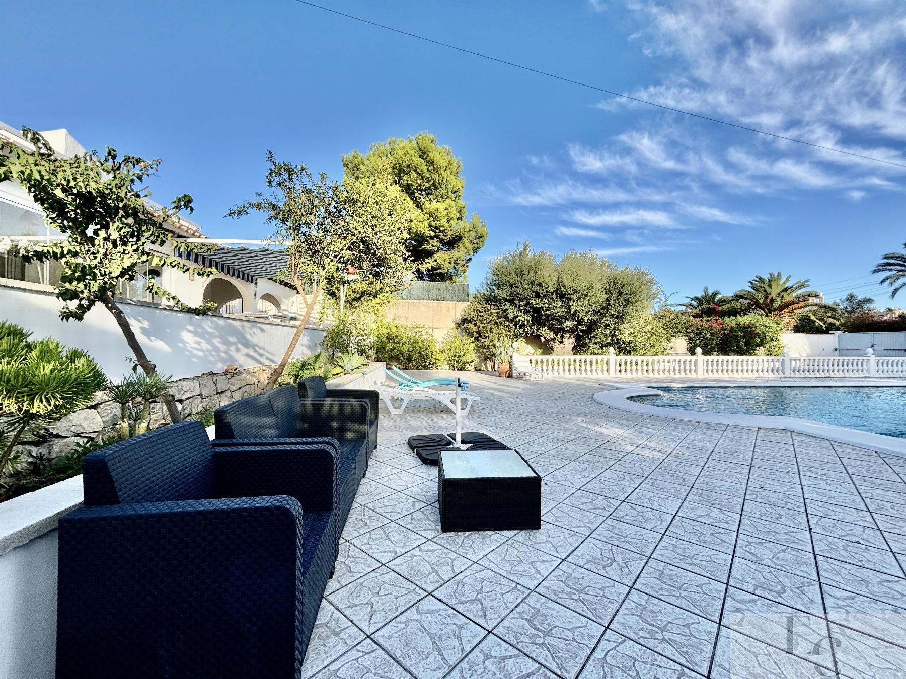 For sale of house in El Campello