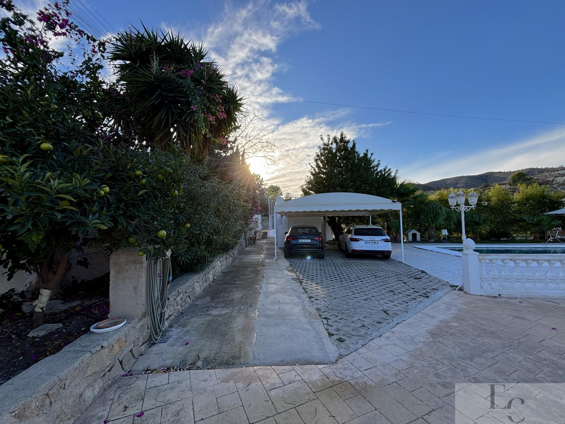 For sale of house in El Campello