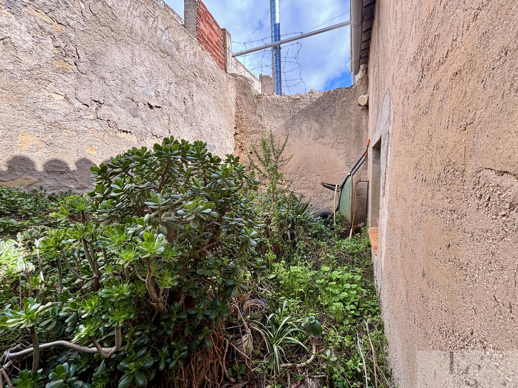 For sale of house in Aguas de Busot