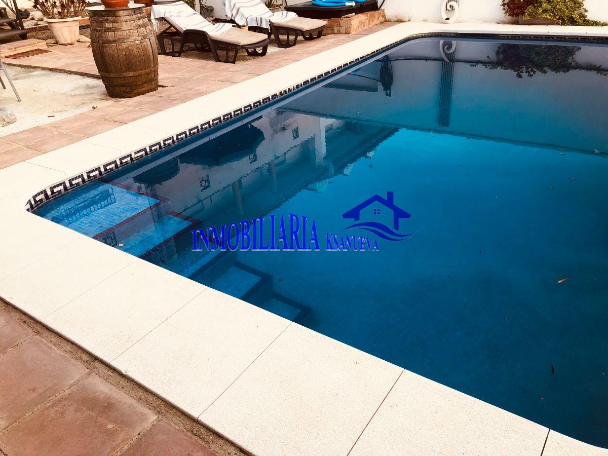 For sale of chalet in Córdoba