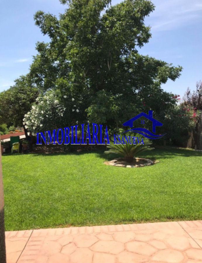 For sale of chalet in Córdoba