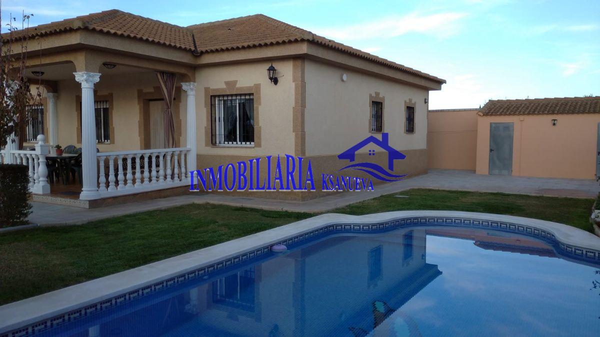 For sale of chalet in Córdoba