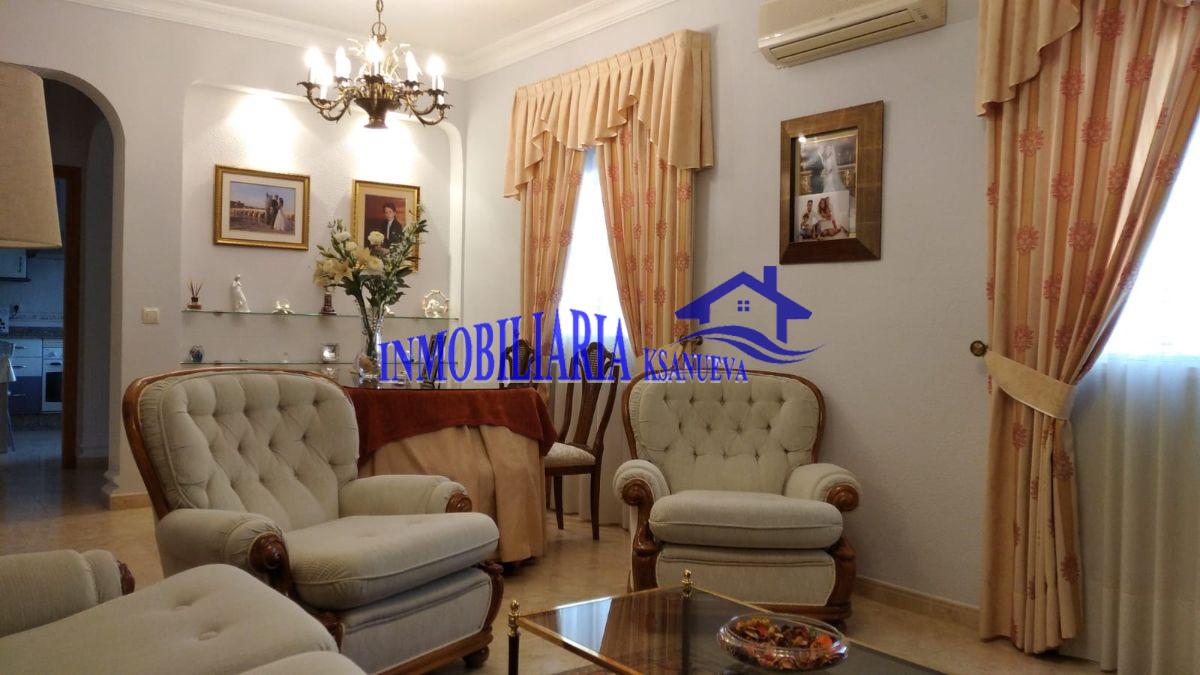 For sale of chalet in Córdoba