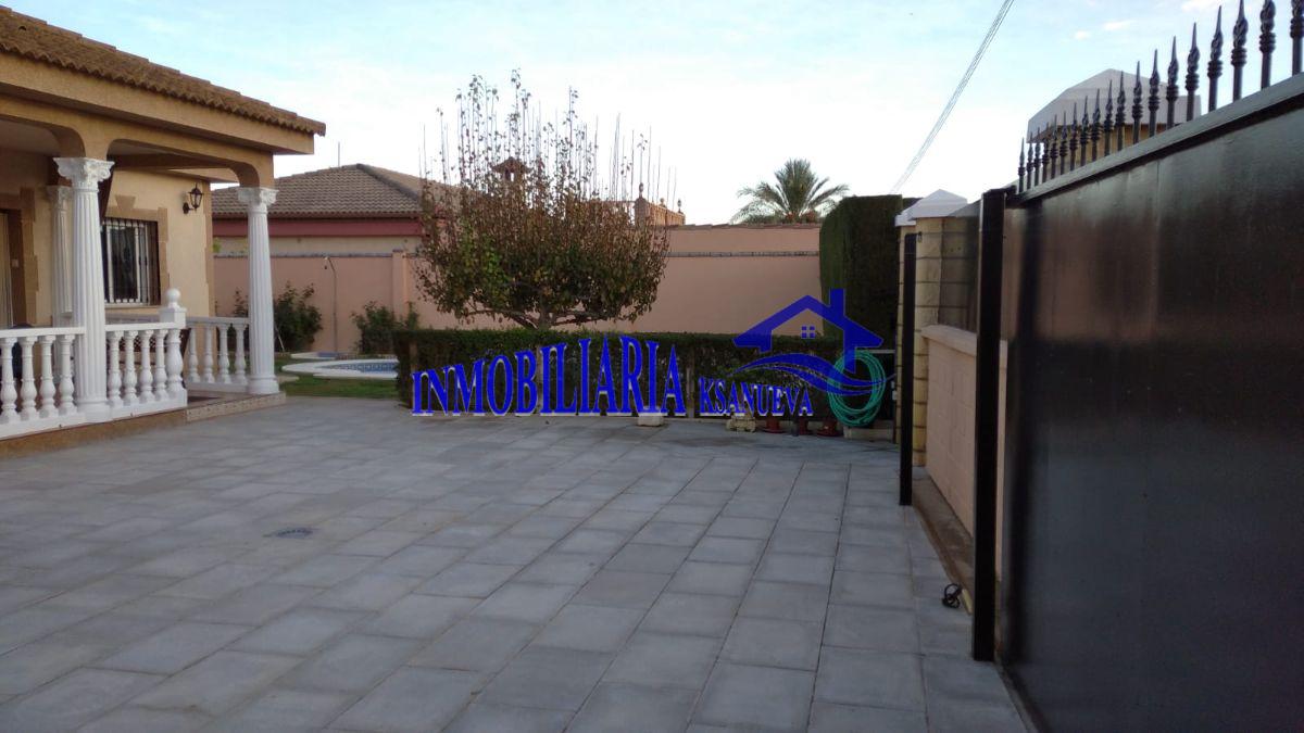 For sale of chalet in Córdoba