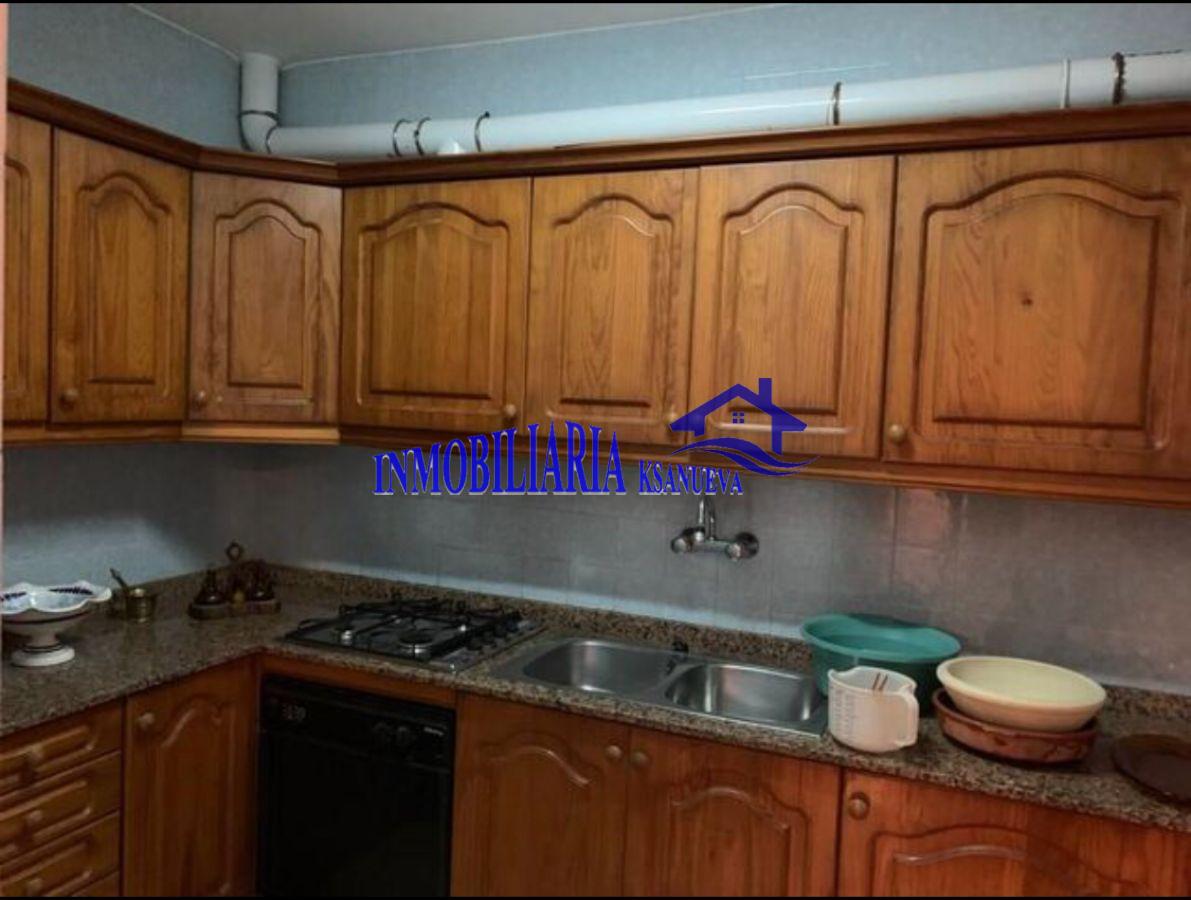 For sale of house in Córdoba