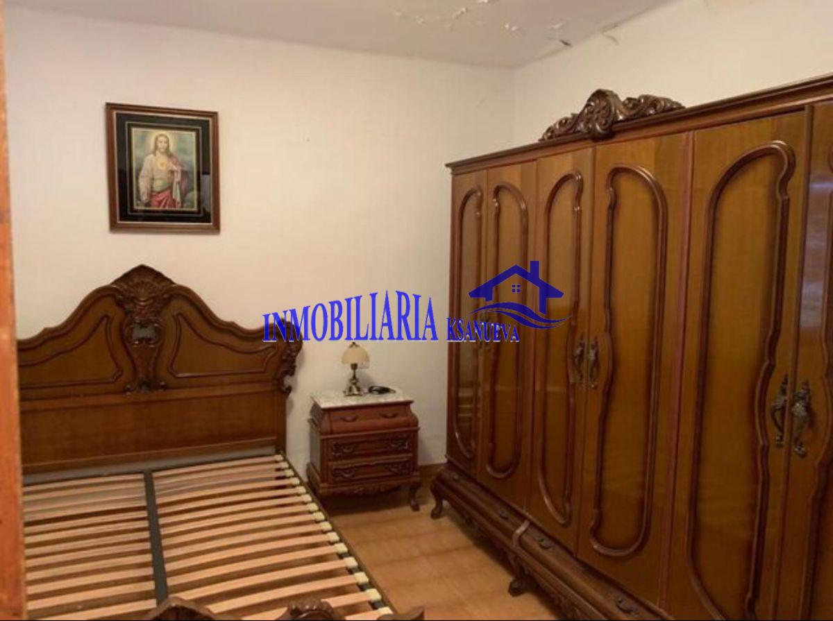 For sale of house in Córdoba