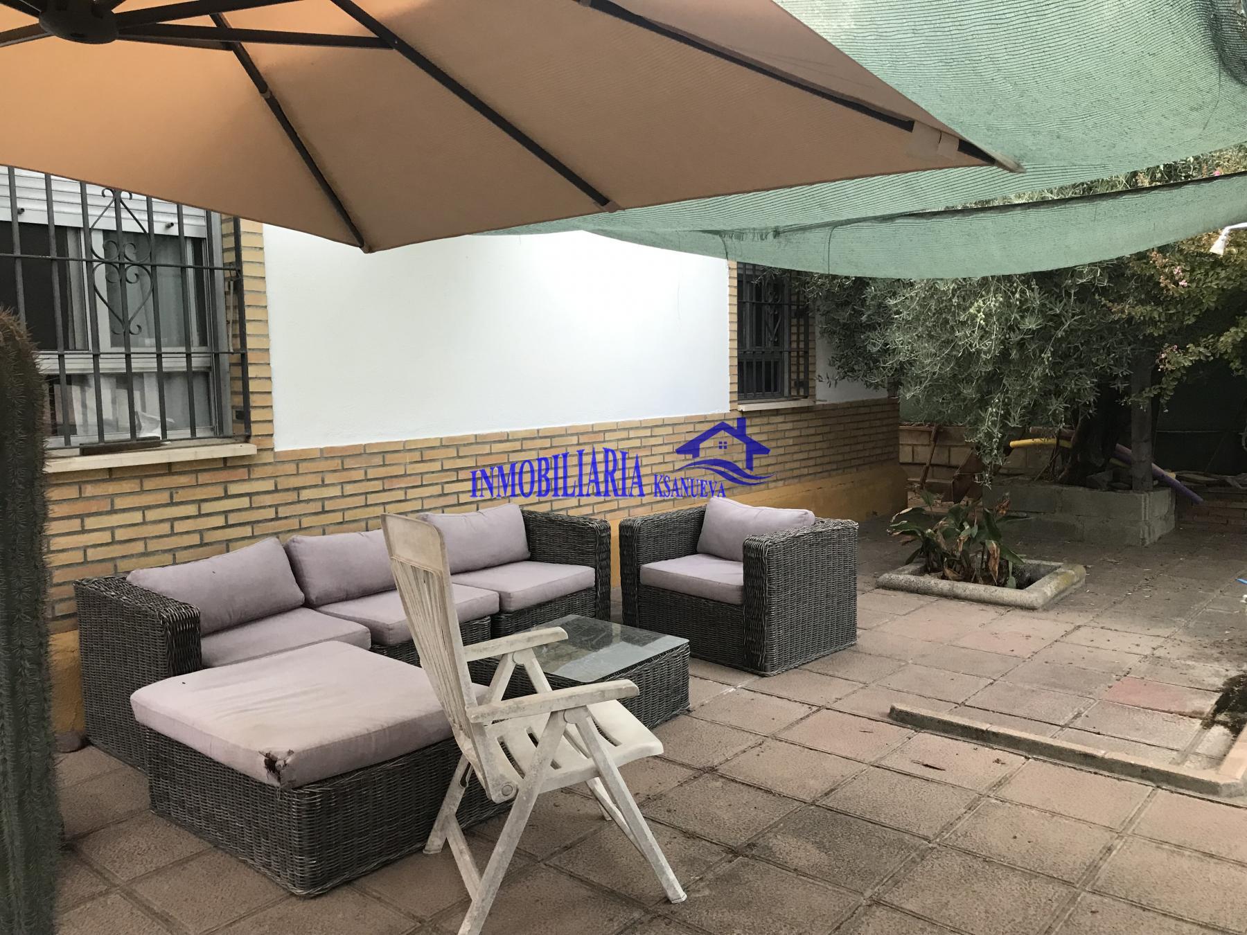 For sale of flat in Córdoba