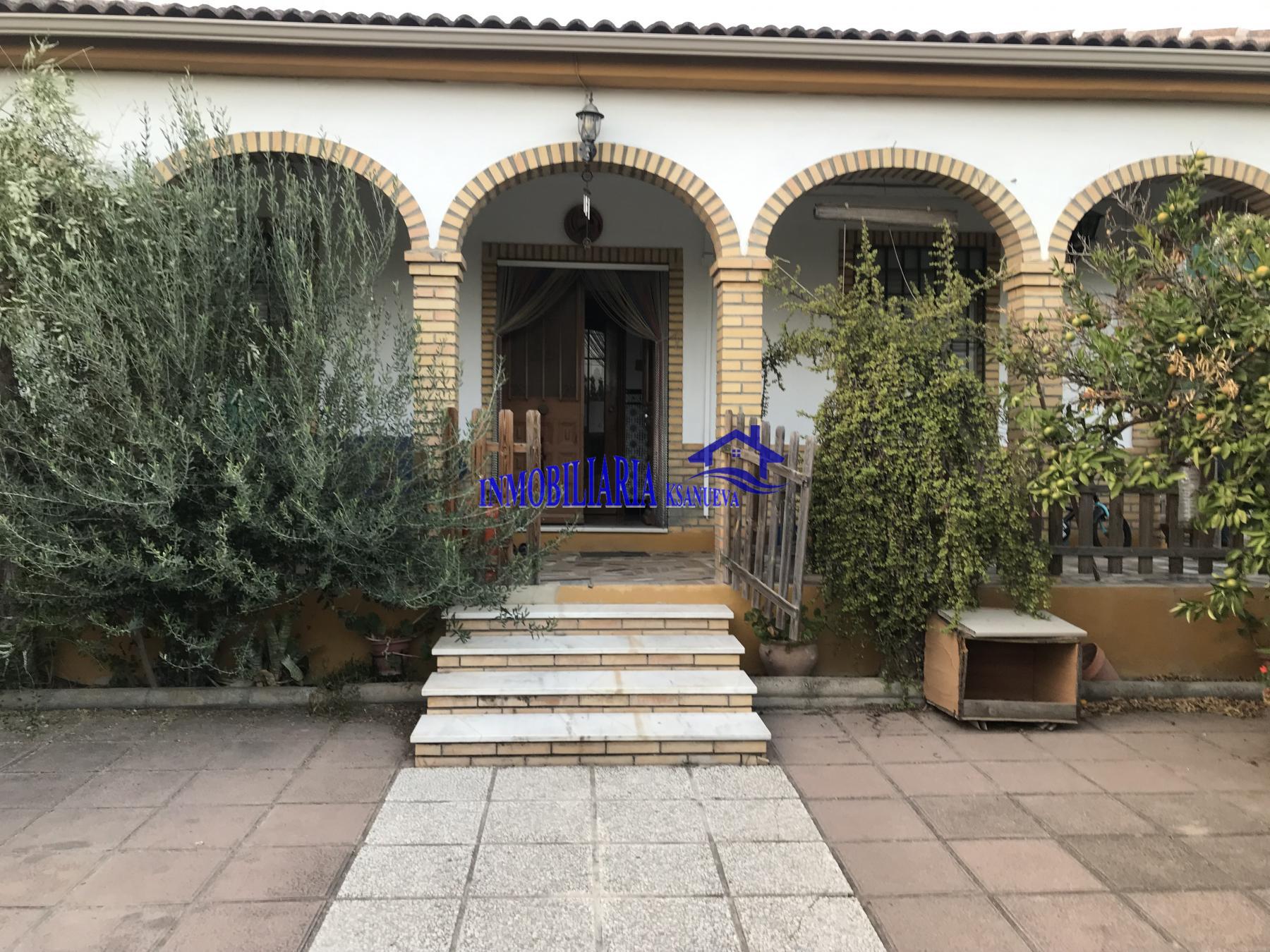 For sale of flat in Córdoba