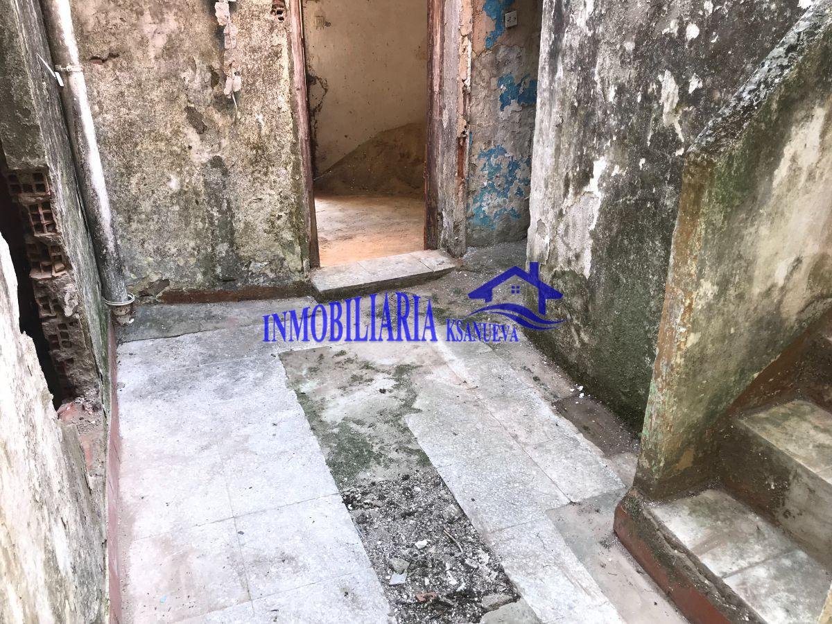 For sale of house in Córdoba