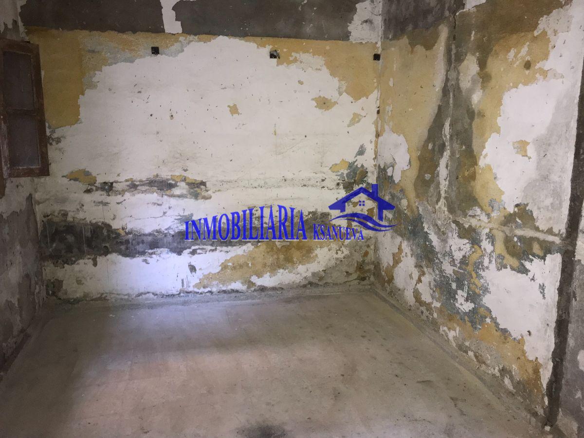 For sale of house in Córdoba