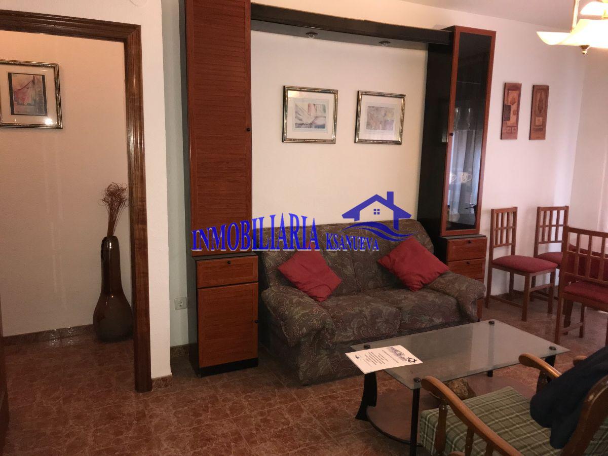 For sale of flat in Córdoba
