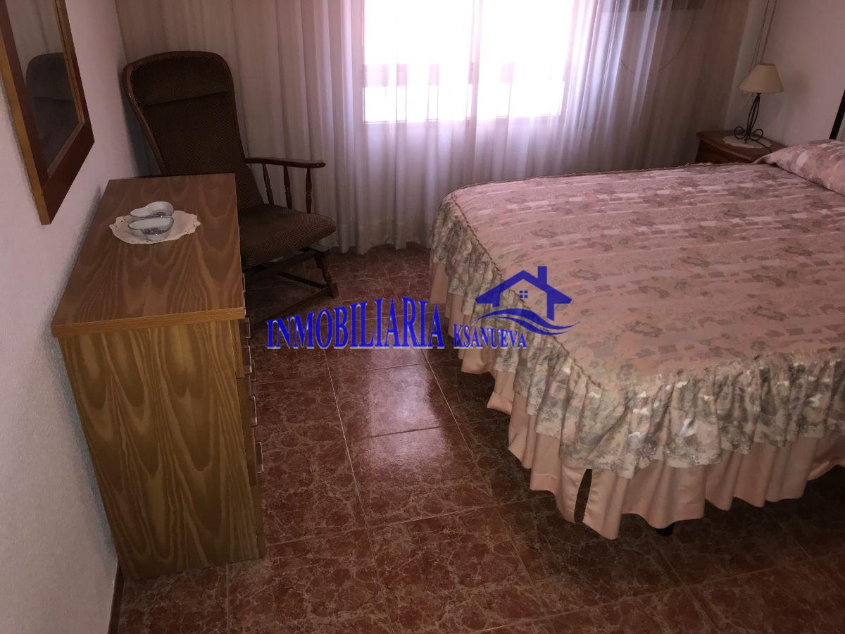 For sale of flat in Córdoba